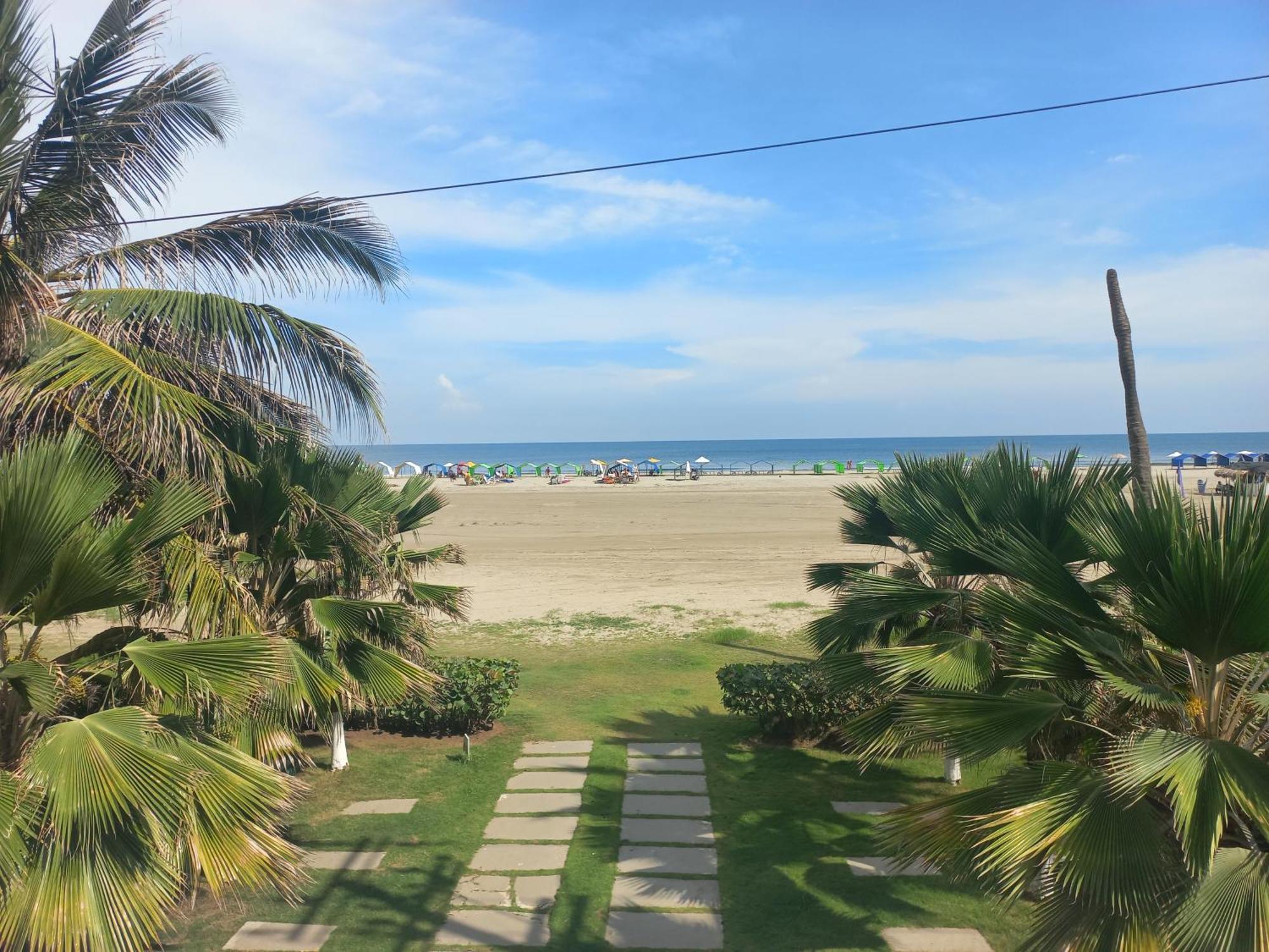 Luxury Beachfront 6 Guests 1