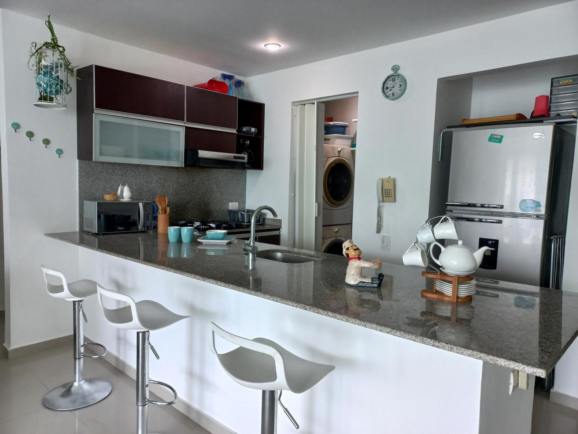 Luxury Beachfront 6 Guests 1 Apartment